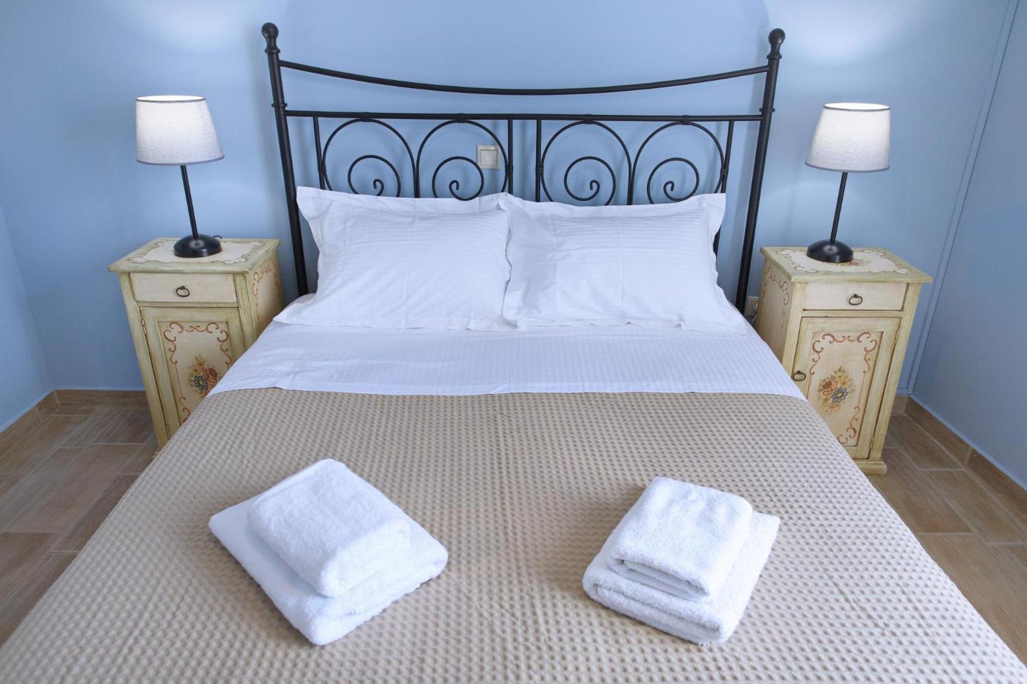 Amaryllis House Lefkada City