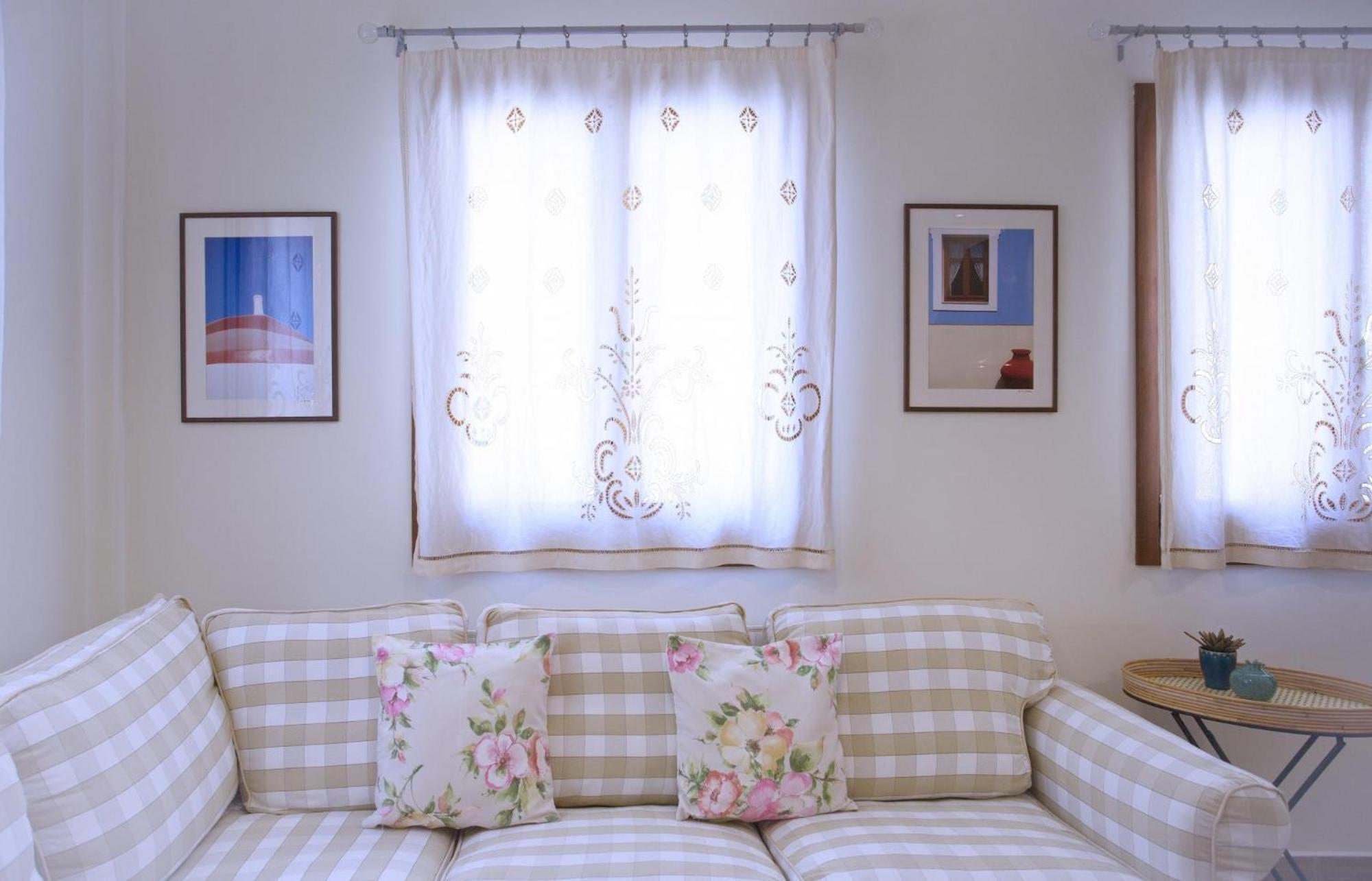Amaryllis House *